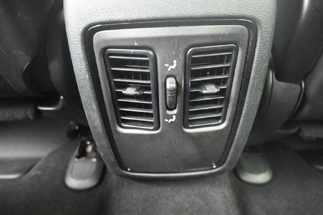 Used 2025 Dodge Durango GT AWD/4WD image 12