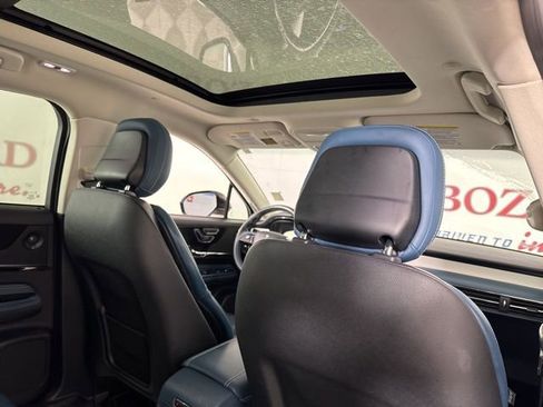 Used 2020 Lincoln Corsair Reserve w/ Equipment Group 201A image 19