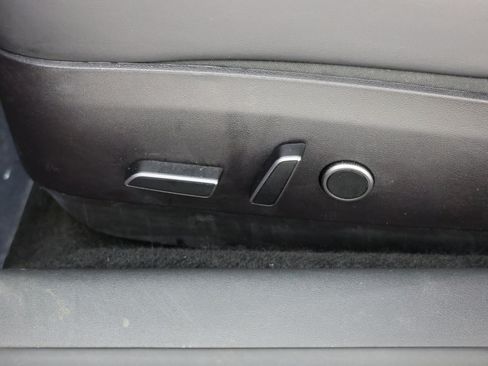 Used 2023 Tesla Model 3 Standard Range RWD image 22