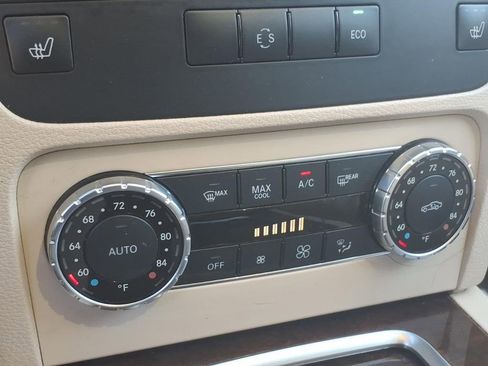Used 2015 Mercedes-Benz GLK 350 4MATIC image 12