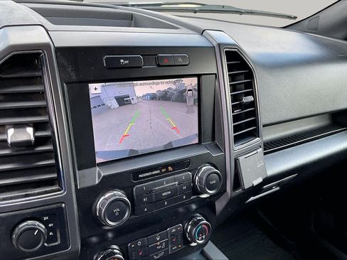 Used 2019 Ford F150 XLT w/ Equipment Group 302A Luxury AWD/4WD image 29
