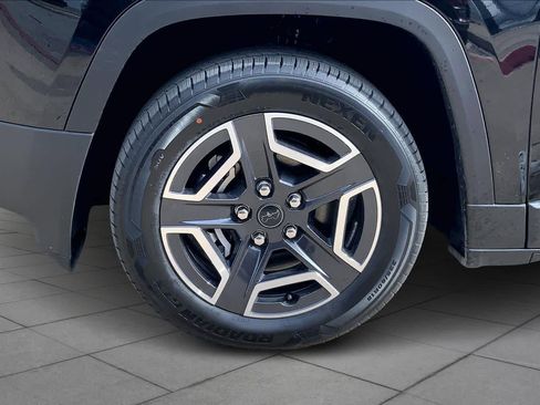 New 2026 Jeep Cherokee Limited image 11