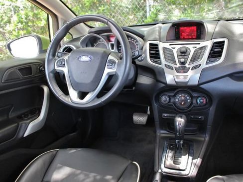 Used 2011 Ford Fiesta SES w/ 301A Rapid Spec Order Code image 13