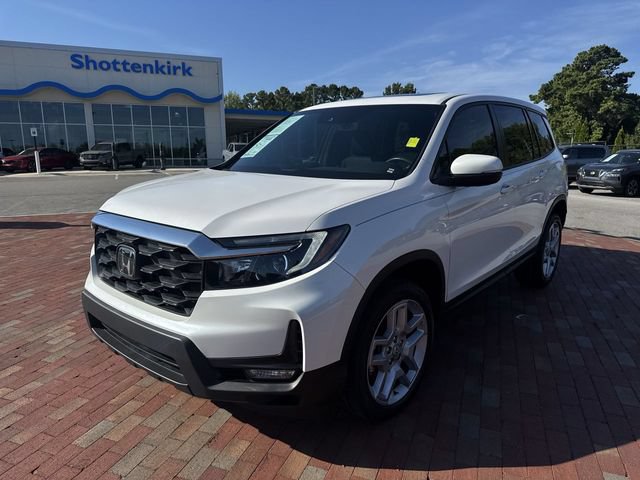 Certified 2024 Honda Passport EX-L image 1
