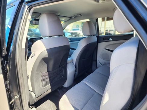 Used 2019 Hyundai Tucson SE AWD/4WD image 24