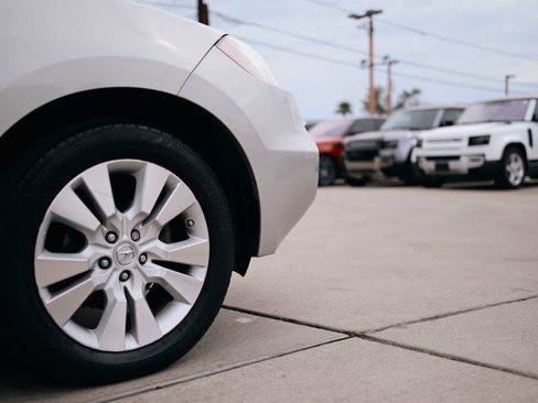 Used 2011 Acura RDX SH-AWD image 15