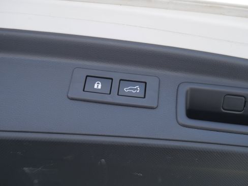 Used 2024 Subaru Forester Limited image 41