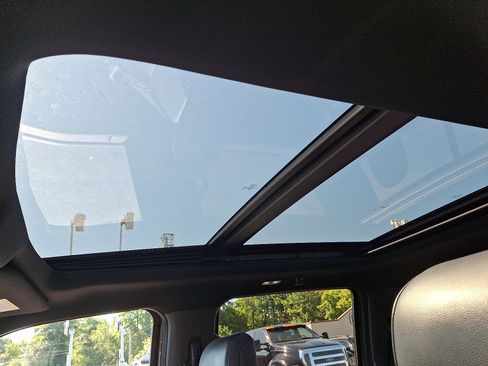 Used 2021 Ford F150 Lariat w/ Equipment Group 502A High image 21