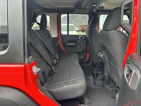 Used 2018 Jeep Wrangler Unlimited Sport S image 18