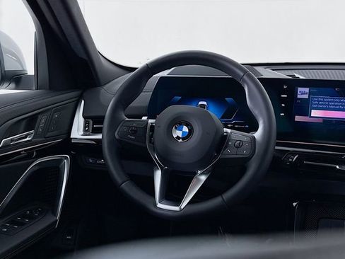 New 2026 BMW X2 xDrive28i w/ Technology Package image 11
