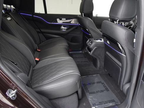 Certified 2024 Mercedes-Benz Maybach GLS 600 4MATIC image 19