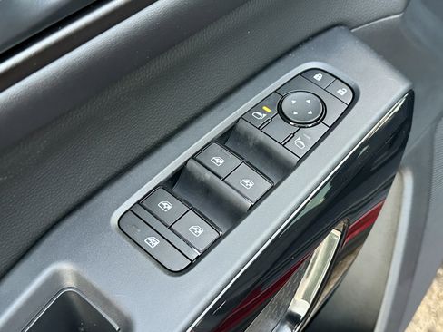 New 2026 Nissan Pathfinder SV AWD/4WD image 23