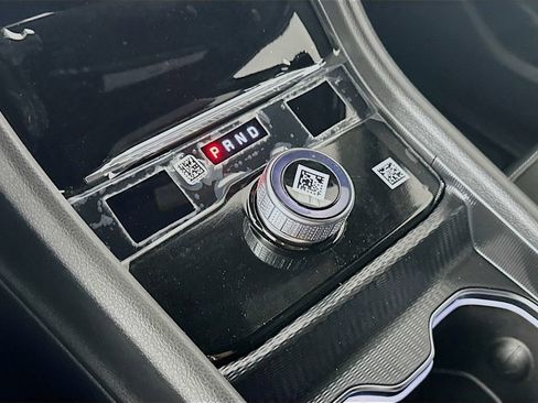 New 2025 Jeep Grand Cherokee Altitude image 12