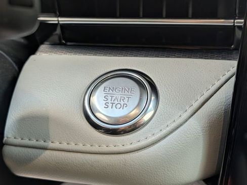 Used 2024 Lincoln Nautilus Premier w/ Equipment Group 102A image 24