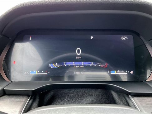 Used 2023 Jeep Grand Cherokee Limited w/ Luxury Tech Group II image 26