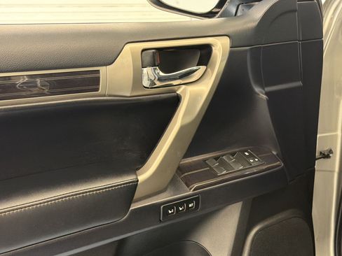 Used 2020 Lexus GX 460 Premium AWD/4WD image 12