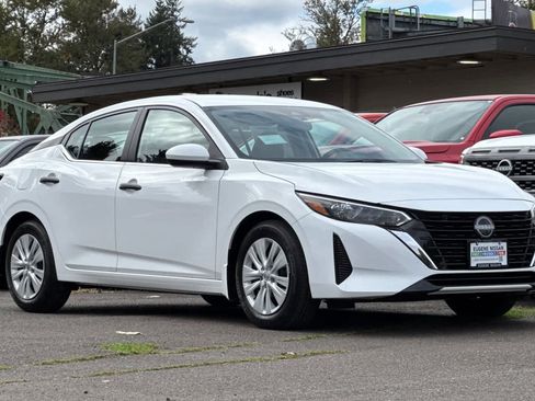 New 2025 Nissan Sentra S image 9