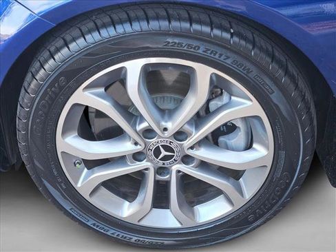 Used 2018 Mercedes-Benz C 300 Sedan image 19