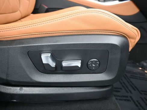 Used 2026 BMW X5 xDrive40i AWD/4WD image 12