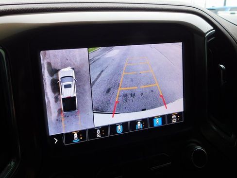 Used 2021 Chevrolet Silverado 1500 High Country w/ Technology Package image 39