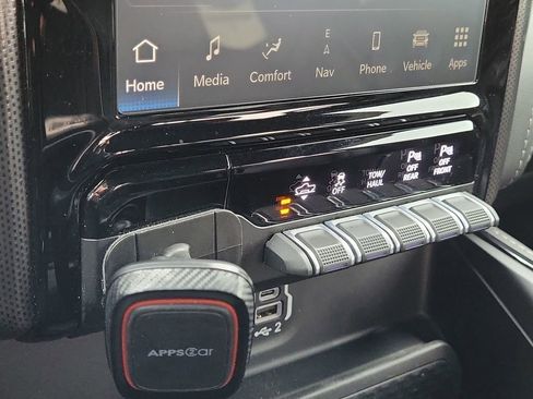 Used 2023 RAM 1500 Limited image 29