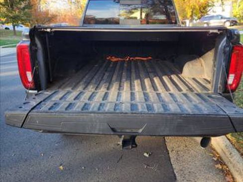 Used 2020 GMC Sierra 2500 Denali w/ Denali Ultimate Package image 2