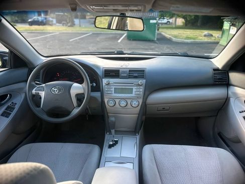 Used 2011 Toyota Camry LE w/ LE Extra-Value Pkg FWD image 16
