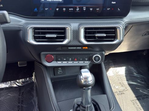 Used 2025 Ford Mustang GT Premium RWD image 18