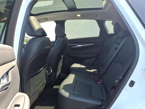 Used 2024 INFINITI QX50 Luxe FWD image 13