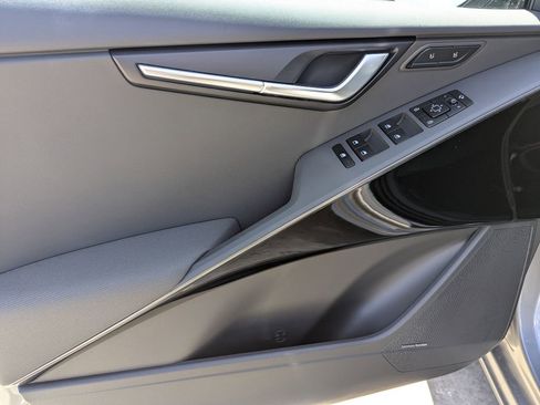 New 2026 Kia Niro Wave FWD image 18