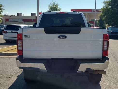 Used 2021 Ford F250 XLT AWD/4WD image 4