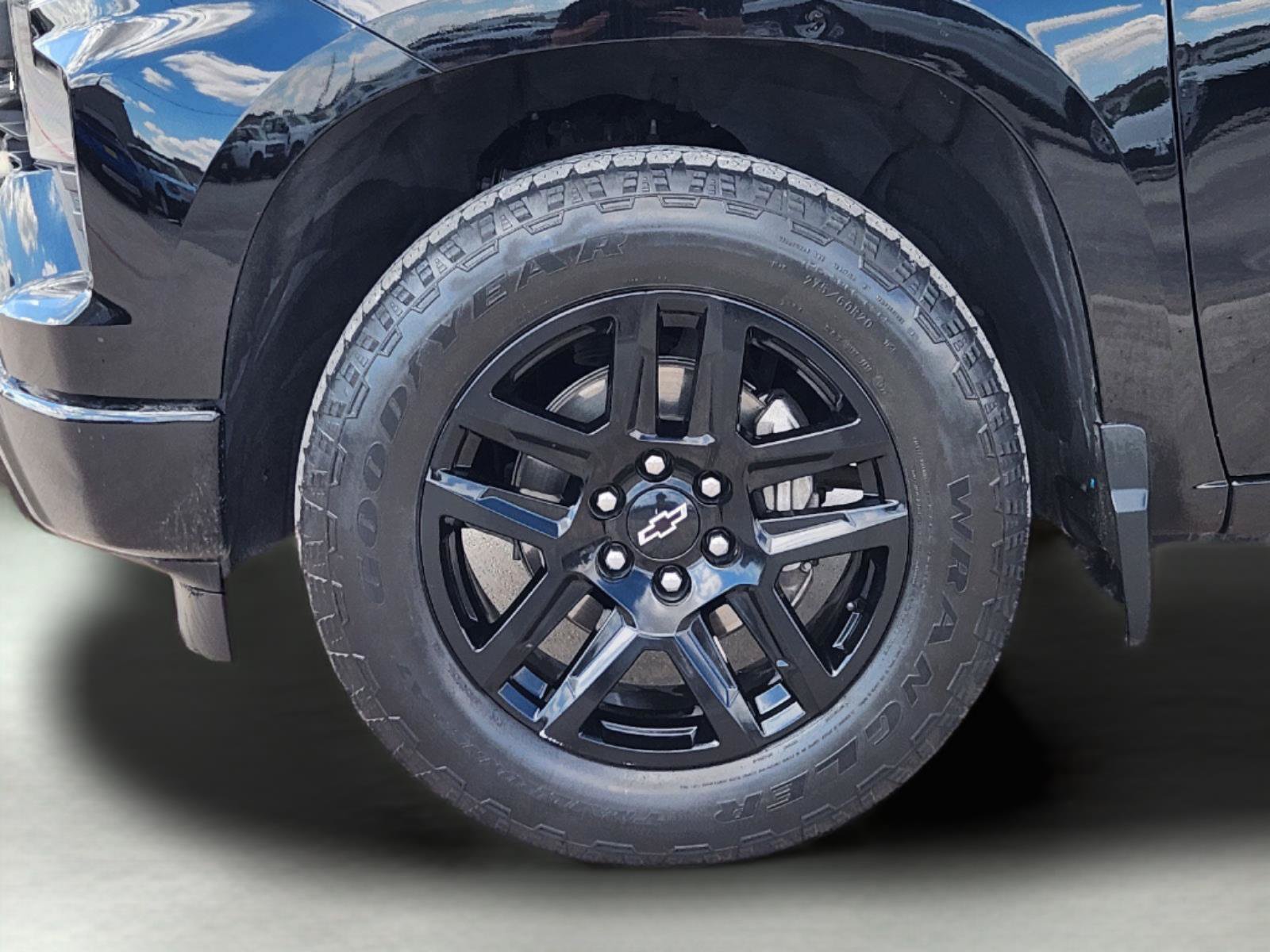 Certified 2023 Chevrolet Silverado 1500 Custom RWD image 7