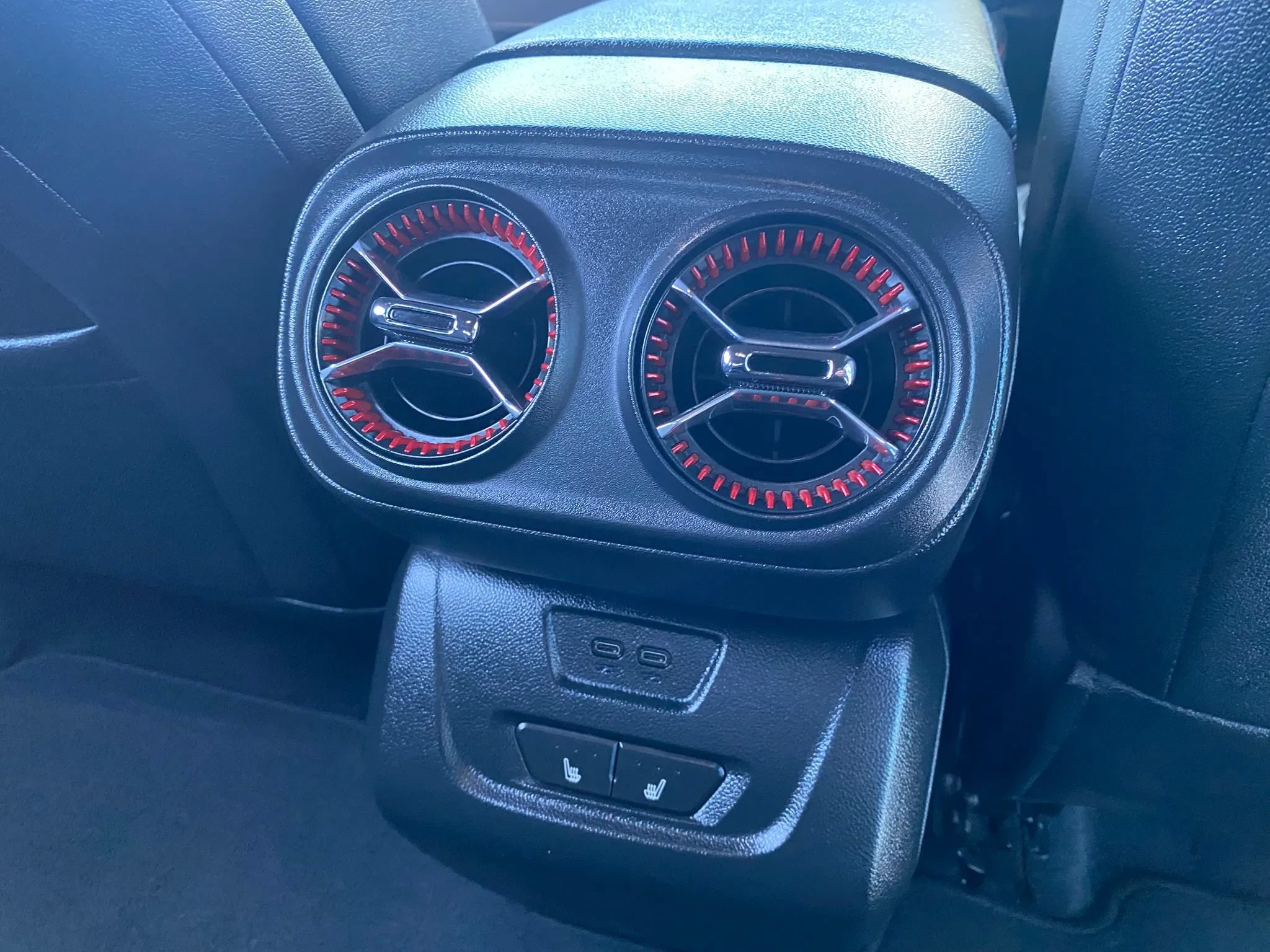Used 2024 Chevrolet Blazer EV RS AWD/4WD image 28
