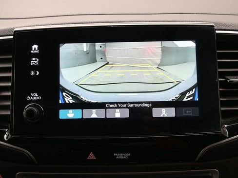 Used 2023 Honda Passport TrailSport image 12