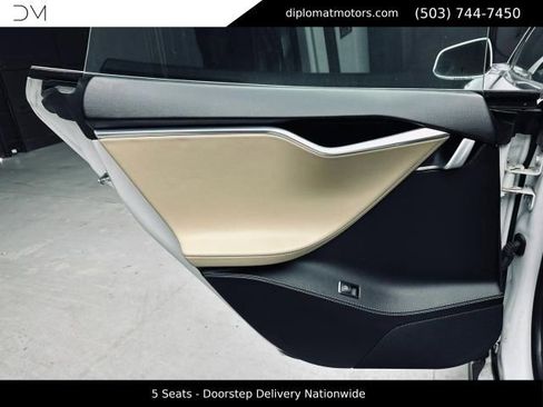 Used 2014 Tesla Model S 85 RWD image 26