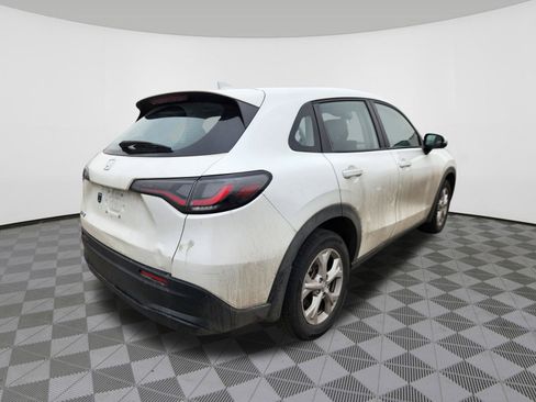 Certified 2023 Honda HR-V LX image 4