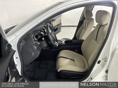 Used 2019 Honda Civic EX image 11