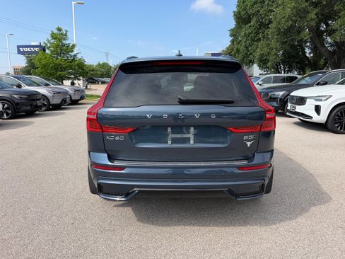 Certified 2024 Volvo XC60 B5 Ultimate w/ Climate Package AWD/4WD image 5