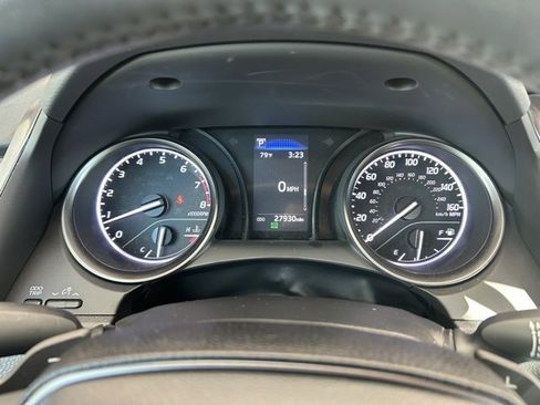 Used 2023 Toyota Camry SE image 15
