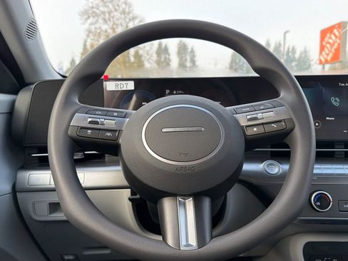 New 2026 Hyundai Kona SE image 21