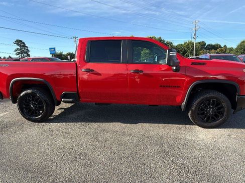 New 2026 Chevrolet Silverado 2500 Custom w/ Custom Value Package AWD/4WD image 7