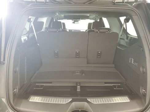 New 2026 Chevrolet Suburban RST image 35