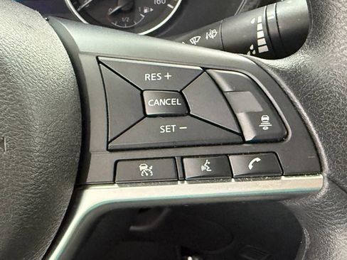 Used 2024 Nissan Sentra SV image 12