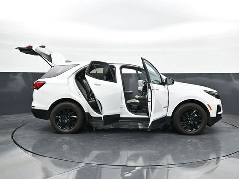 Used 2023 Chevrolet Equinox LS w/ LS Convenience Package FWD image 44