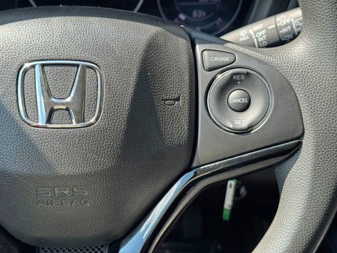 Used 2019 Honda HR-V LX image 20