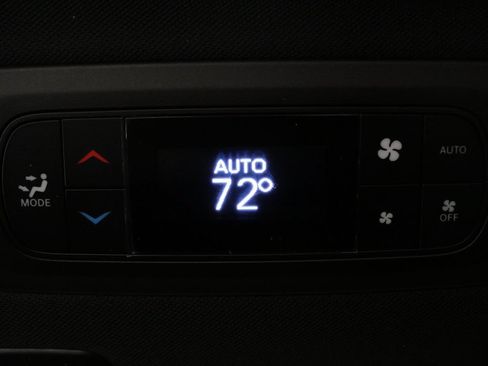 New 2026 Chrysler Pacifica Limited w/ S Appearance Package AWD/4WD image 26