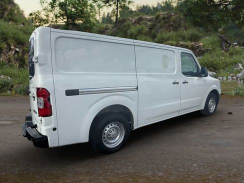 Used 2018 Nissan NV 1500 S image 6