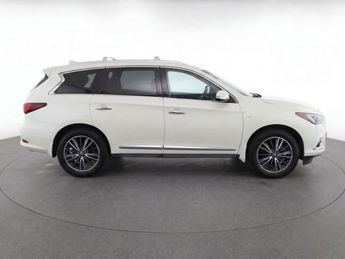 Used 2019 INFINITI QX60 Luxe w/ Sensory Package AWD/4WD image 8