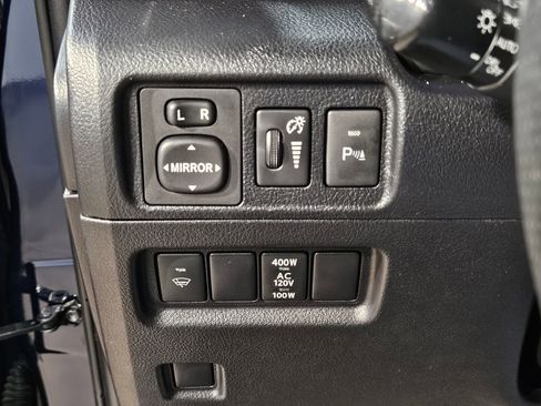 Used 2018 Toyota 4Runner Limited image 25