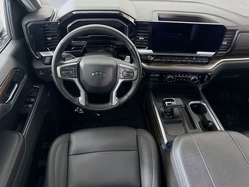 Used 2025 Chevrolet Silverado 1500 RST w/ Convenience Package II AWD/4WD image 3